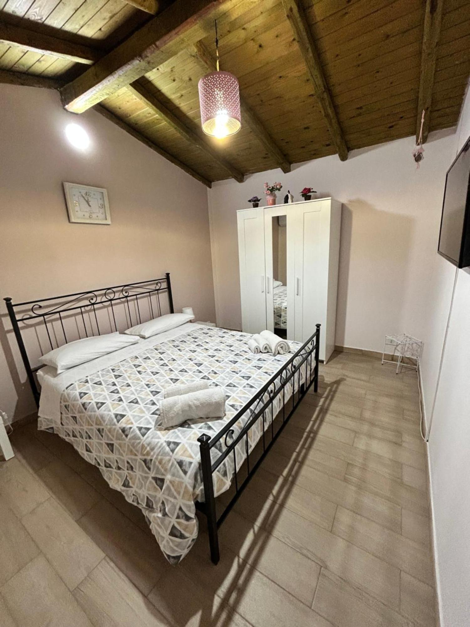 Mimi E Coco Shabby House Apartment Catania Exterior photo